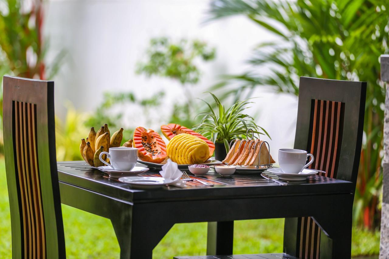 L&D Stay Inn Хіккадува Екстер'єр фото