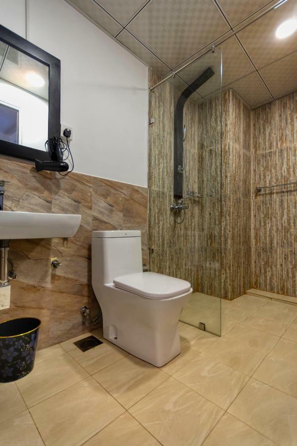 L&D Stay Inn Хіккадува Екстер'єр фото